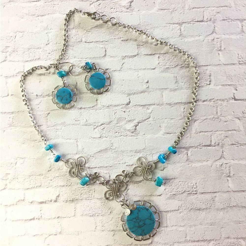 Peruvian Stone Necklace Set